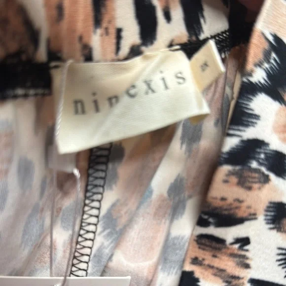 Leopard Print Women's Pants plus size 2XL - Picture 5 of 7